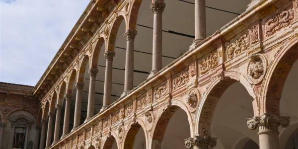 porticato università