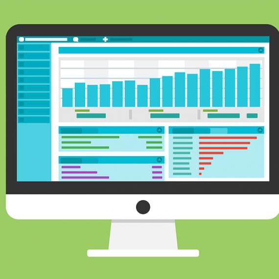 monitor con grafici - Immagine tratta da Pixabay